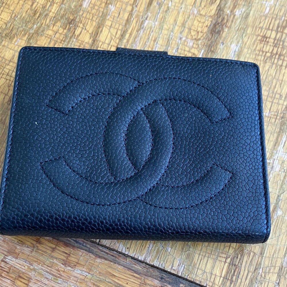CHANEL Black Textured Leather Card Holder
